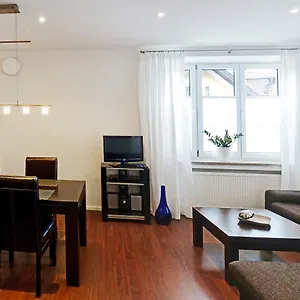 https://ferienwohnung-am-kurpark-wohnung-160qm.com-bavaria.com