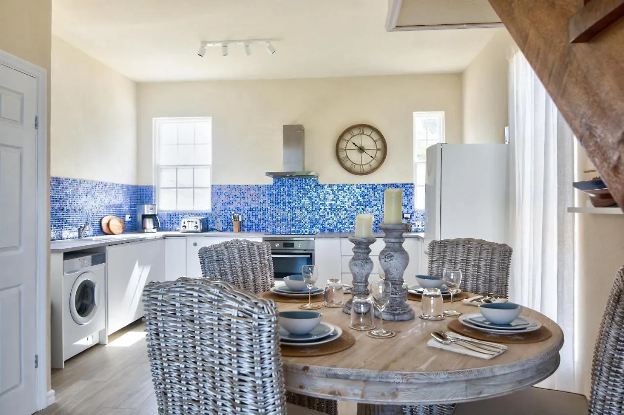 West Rock Villas Saint James